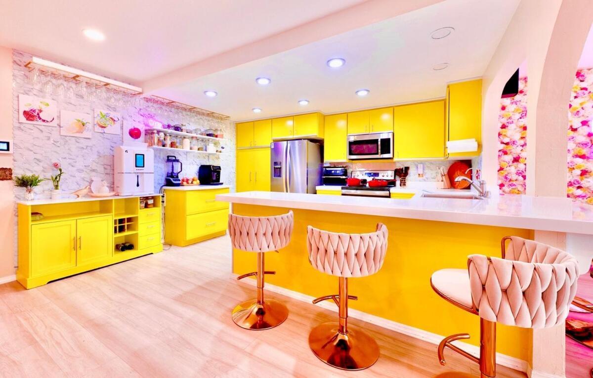 Pink Luxe Retreat Holiday home *