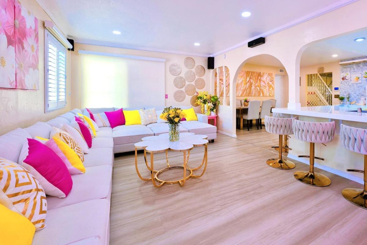 Pink Luxe Retreat San Diego